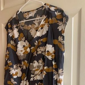 4pc Old Navy Blouses